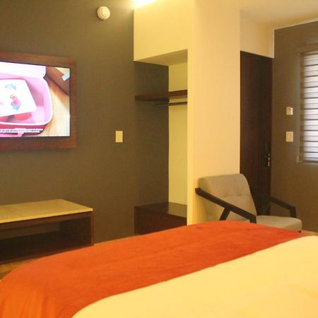 Hotel Veinti 3 Tapachula Exteriör bild